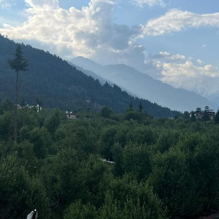 מנאלי Hotel Mountain Majesty! Top-Rated Luxury Stay Amid Snowcapped Mountains With Balcony And Riverside Calm מראה חיצוני תמונה