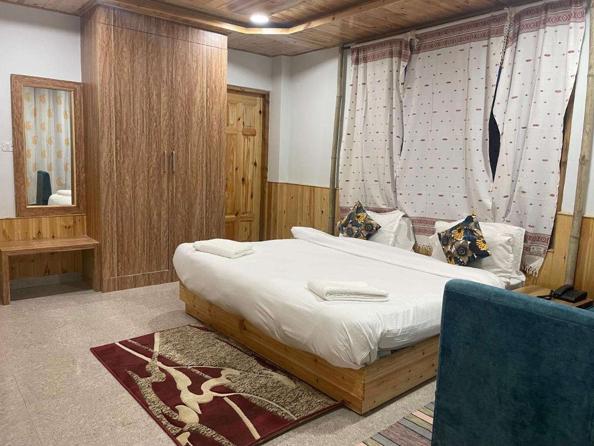 מנאלי Hotel Mountain Majesty! Top-Rated Luxury Stay Amid Snowcapped Mountains With Balcony And Riverside Calm מראה חיצוני תמונה