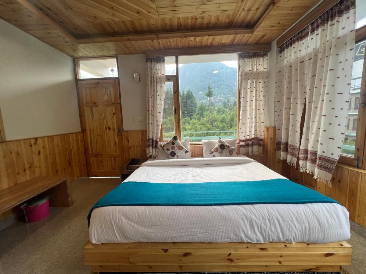 מנאלי Hotel Mountain Majesty! Top-Rated Luxury Stay Amid Snowcapped Mountains With Balcony And Riverside Calm מראה חיצוני תמונה